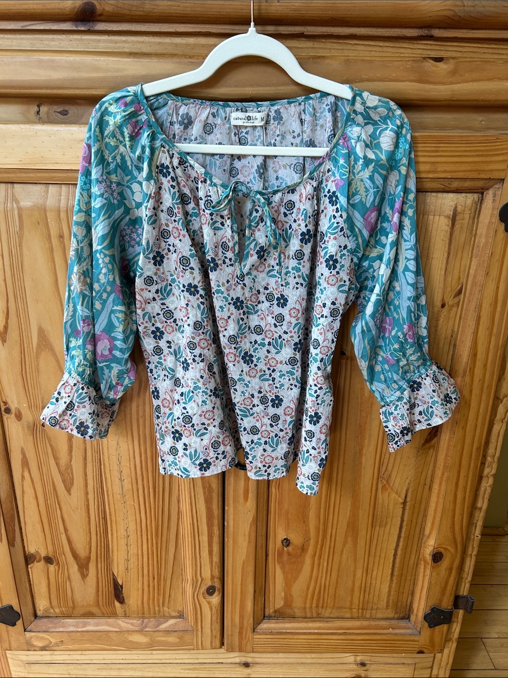 Natural Life Mixed Floral Print Peasant Top Boho Puff Sleeve Tie Neck in Seafoam